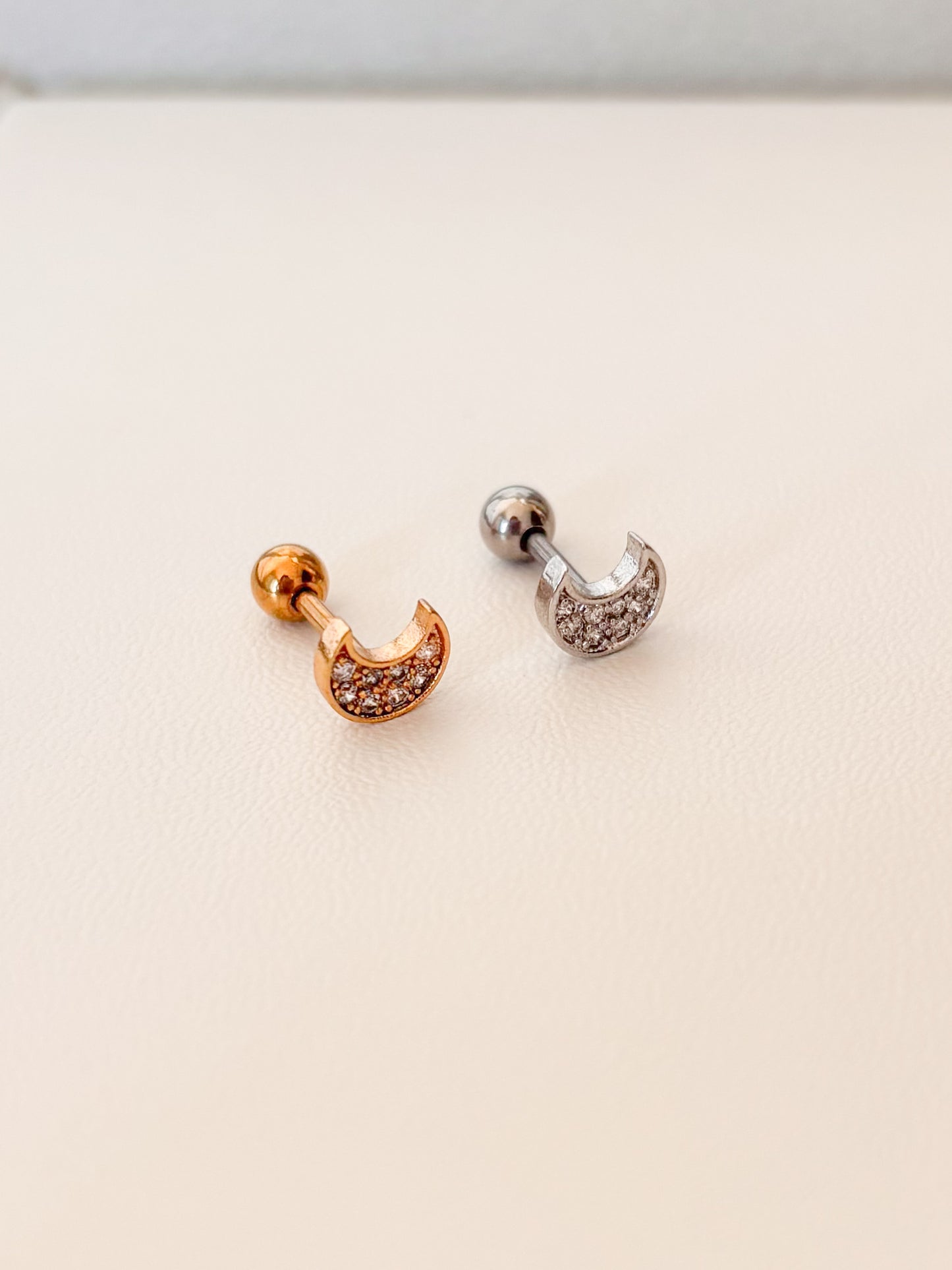 Piercing Luna, Piercing para Hélix, Luna Gruesa, Acero Quirúrgico