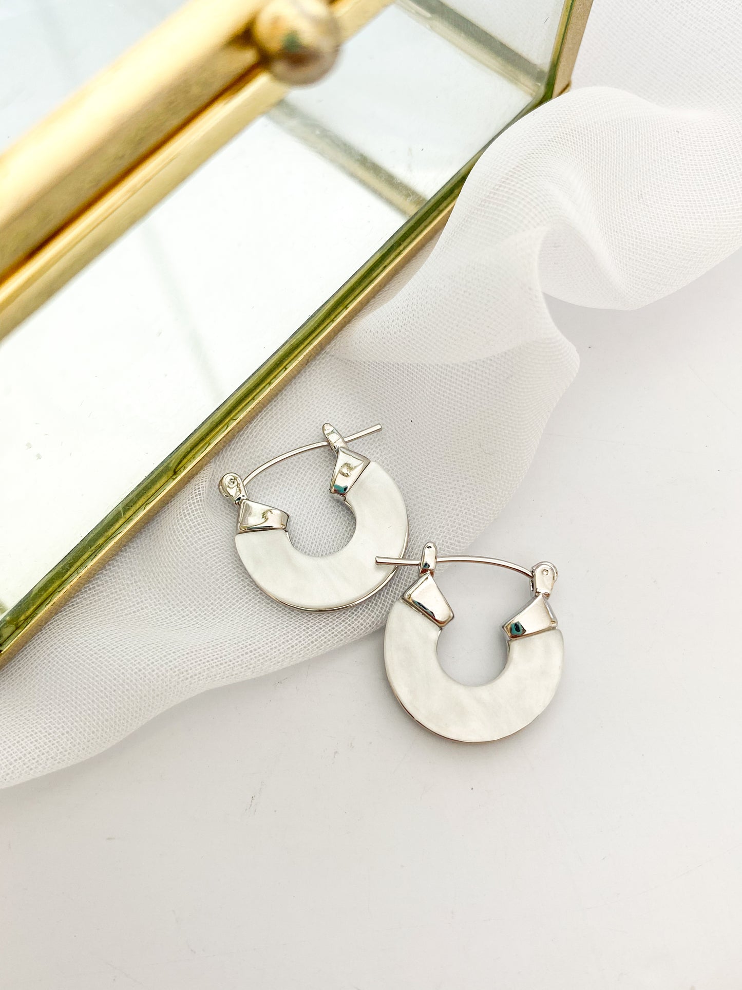 Aretes Tipo Argolla, Imitación Mármol, Acero Inoxidable