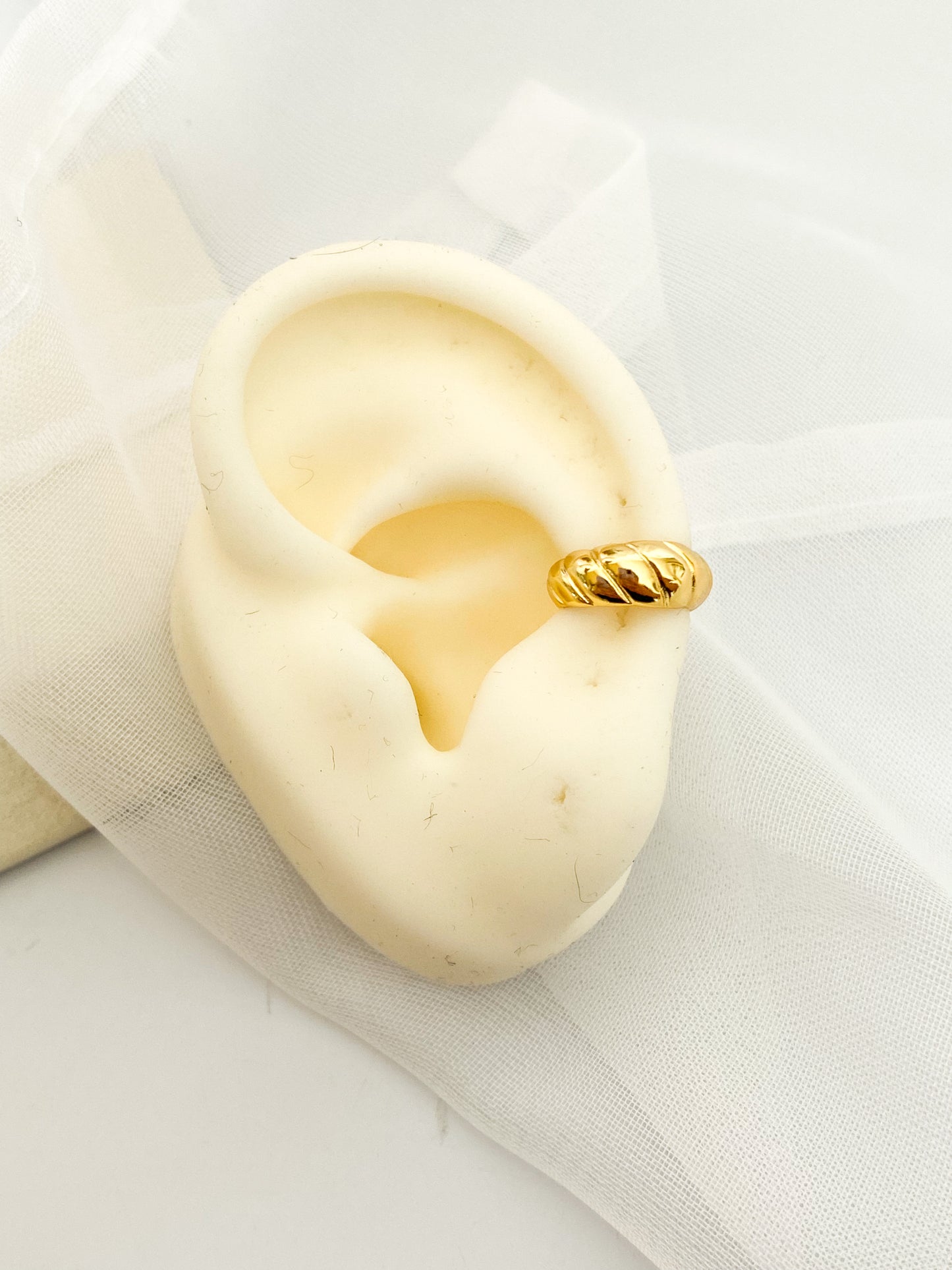 Earcuff Croissant, Arete a presión, Arete con diseño Twist