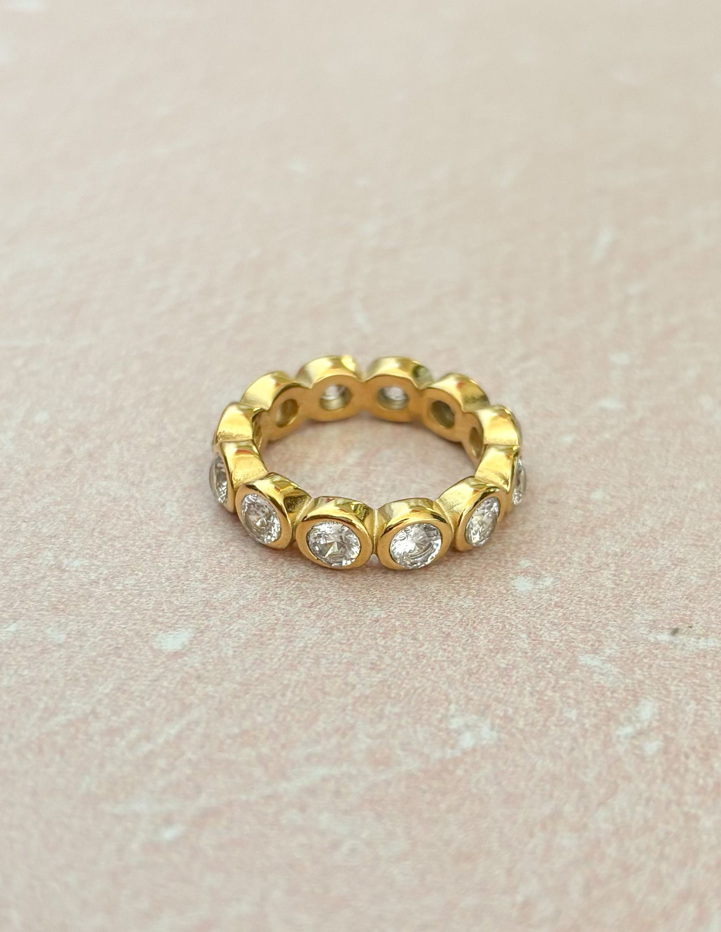 Anillo Piedras Blancas, Anillo Zirconias redondas Color Blanco, Acero Inoxidable