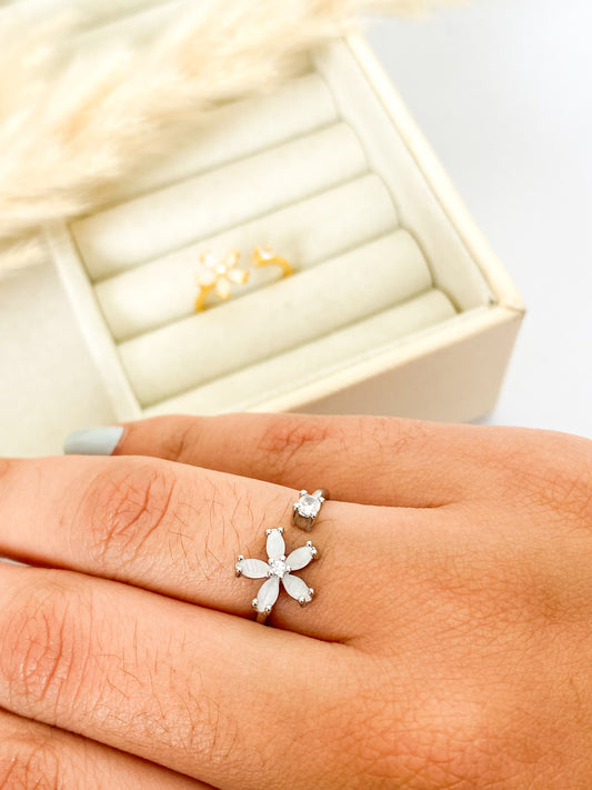 Anillo Flor Con Zirconías Blancas, Acero Inoxidable